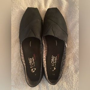 Like New SKECHERS BOBS Black